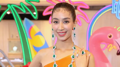 สวยปัง “มิ้นต์ ชาลิดา” สวมเครื่องเพชร “บิวตี้ เจมส์”
