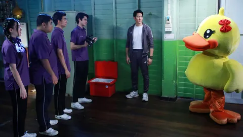 "แพท" จำใจใส่มาสคอตพรางตัว ช่วย "ออมมี่" ใน ครูเพ็ญศรีกับเลดี้ปอบ EP.24