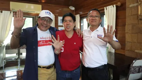 “สมศักดิ์-สุธรรม” หาเสียงกรุงเก่า ติวเข้ม “อัณณพ” หวังล้มแชมป์เก่า