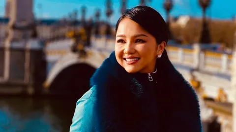 ประวัติ ครูอ้อย เข็มทิศชีวิต และผลงานที่น่าสนใจ