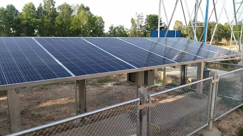 เกษตรกรกาฬสินธุ์ ยิ้มออกได้น้ำบาดาลพลังงานแสงอาทิตย์ ไว้รดพืชผักสู้ภัยแล้ง