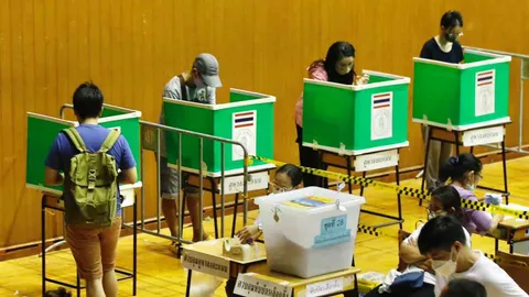 ปิดหีบเลือกตั้ง 2566 : เปิดขั้นตอน กกต. นับคะแนนเลือกตั้งที่ไหน จนถึงประกาศผล