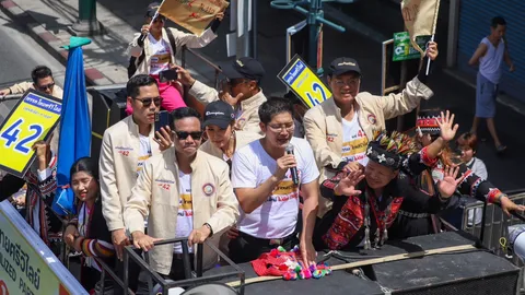 "เต้ มงคลกิตติ์" ชน "พิธา" ไม่เลิก ม.112 หลัง ขอเสียงหนุนเข้าสภา