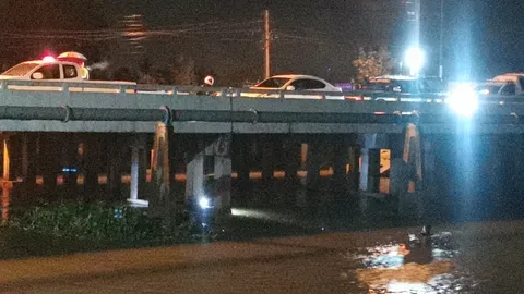 พบแล้ว ศพสาวหล่อ ผจก.ขนส่งดัง คิดสั้นจมแม่น้ำจรเข้สามพันดับ