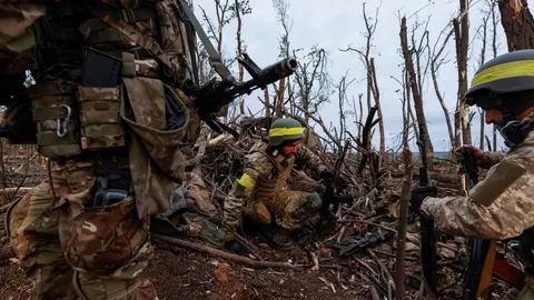  ยูเครนฮึกเหิม รุกคืบยึดคืนพท.แนวรบบักห์มุต-รัสเซียปัด ยังไม่ปราชัย