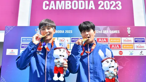 สุดยอด "เพียงธาร-ลักษิกา" โค่นมือ 1 เทนนิสหญิงคู่ ซีเกมส์ 2023 "ไทย" คว้าทอง 2 สมัยติด