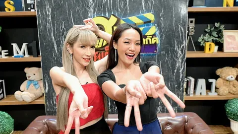 แจ็คเกอรีน&เรือนขวัญ แซ่บตัวมัมประชันตลกตัวตึง ใน "บริษัทฮาไม่จำกัดจัดเต็ม"