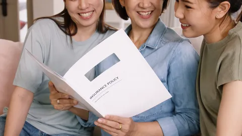 ประกันผู้สูงอายุ 50 ปีขึ้นไป มีอะไรบ้าง เลือกแบบไหนดี