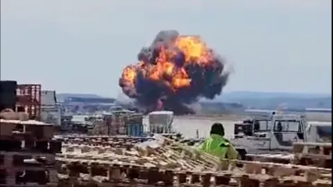 เครื่องบินขับไล่ F-18 สเปนโหม่งโลกขณะทดสอบบิน (คลิป)