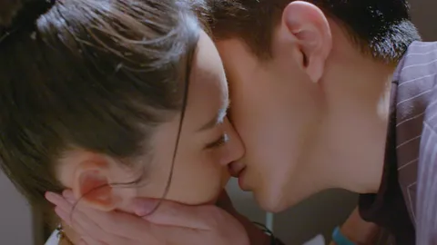 ติดลิฟต์เป็นเหตุ “ฟิล์ม” จัดโปรหวาน ปฐมพยาบาล “ใบเฟิร์น” ใน “รักนี้ต้องเจียระไน”