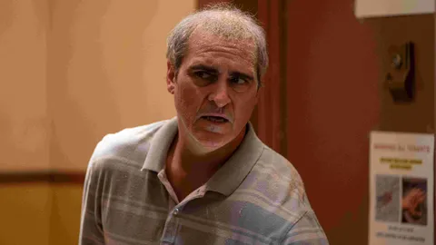 5 เรื่องน่ารู้ "Beau Is Afraid" หนังสั่นประสาท แสดงนำโดย "วาคีน ฟีนิกซ์"