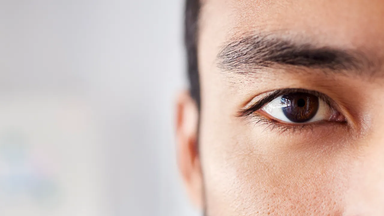 ตากระตุกข้างขวาแก้เคล็ดอย่างไร อ่านลางบอกเหตุ พร้อมวิธีแก้ที่นี่