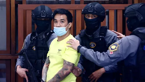 ศาลสั่งคุก "เสี่ยโป้-เคน" คนละ 13 ปี ร่วมกันพยายามฆ่า ยิงอริในร้านนวด