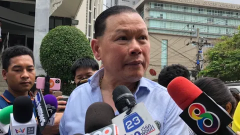 “สันธนะ” ตัดพ้อ “พิธา” จะเป็นนายกฯ คงไม่ได้อยู่ในสายตา อัด “ชูวิทย์” ลวงโลก