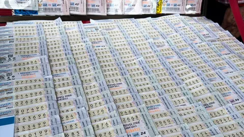 กองสลาก พร้อมออกรางวัล "หวยสัญจร" งวด 1/6/66 ที่ จ.มหาสารคาม