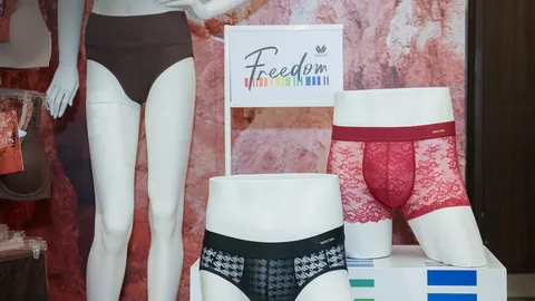 มาแน่ กางเกงในลูกไม้ วาโก้ สำหรับผู้ชาย LGBT เจอได้เลยที่สหกรุ๊ปแฟร์