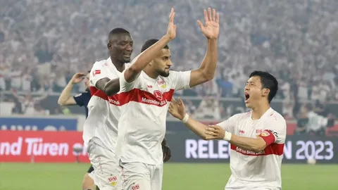 "สตุตการ์ท" เชือด "ฮัมบูร์ก" 10 คน เพลย์ออฟเลื่อนชั้น-ตกชั้น บุนเดสลีกา นัดแรก