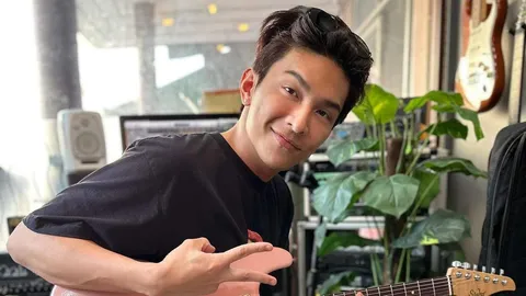 ตั้งแต่อยู่ในโหมดโสด "โหน-ธนากร" ขยันยิงมุก ล่าสุดโพสต์รูปพร้อมแคปชันเรียกรอยยิ้ม