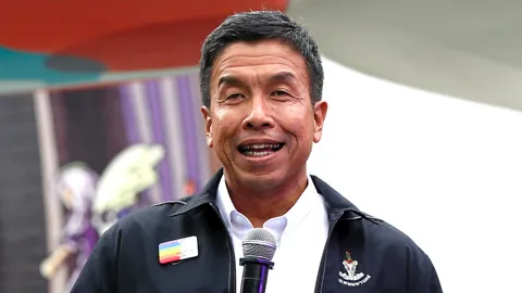 “ชัชชาติ” มอง ส.ก.ยานนาวาบริสุทธิ์ใจ พร้อมตรวจสอบทุกข้อมูล บ่ายหารือ “พิธา”