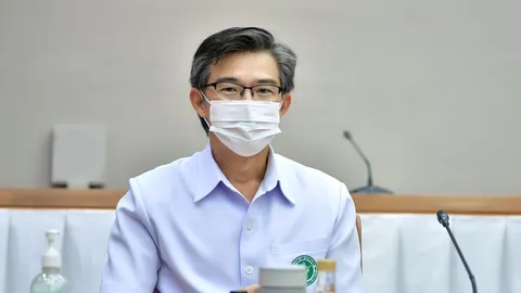 สธ.รับสภาพ “หมอขาดแคลน-งานล้น” รุกดูแลสวัสดิการ-ค่าตอบแทน