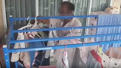 รวบแล้วโจรโรคจิต ย่องฉกชุดชั้นในพยาบาลสาวหลายครั้ง จับตรวจฉี่เจอสีม่วง