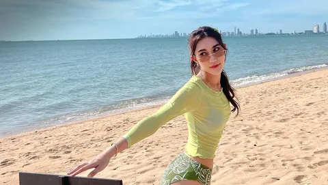 อัดอั้นมานาน เบสท์ รักษ์วนีย์ โชว์เซ็กซี่ถี่ หลังถูกอดีตแฟนออกกฎเหล็ก (คลิป)