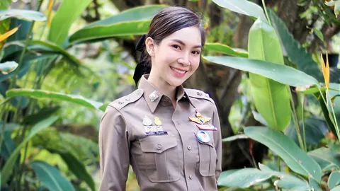 "แคท อาทิติยา" ยันทำตามระเบียบ แจงดราม่า ร­.ต.อ. ปัดหนีงานขึ้นเวที (คลิป)