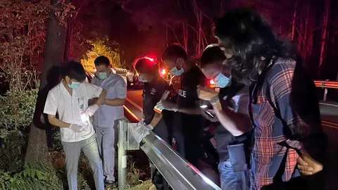 พ่อพาลูกวัย 14 ฟันคอเพื่อน ม.3 สลด เป็นคู่อริของลูก เข้ามอบตัวกับตำรวจ