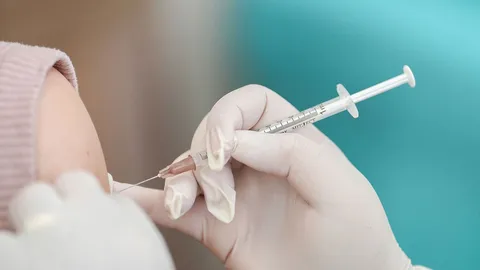 วัคซีนใบยาเล็งทดสอบในมนุษย์ระยะที่ 2 เผยกระตุ้นภูมิเท่า mRNA