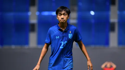 ทำความรู้จัก "กาก้า พิชญะ" กองกลาง "ช้างศึก" U17 ทายาท "หลอเรดาร์" ตำนานทีมชาติไทย