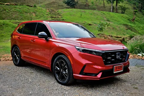 คำถามยอดฮิต-ซื้อรถญี่ปุ่นยุคนี้ เลือกพลังเครื่องล้วน หรือไฮบริดดีกว่า?