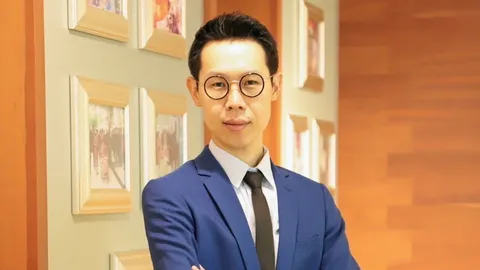 ตีความผิดระวังวิกฤติ : ยึดหลักกฎหมายมหาชน “พิธา” หลุดบ่วงไอทีวี