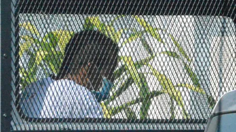 ฝากขังชายวัย 46 อุ้ม ด.ญ. 3 ขวบ ฆ่าทิ้งบึงน้ำนราธิวาส ญาติโวย ตร.จับแพะ 