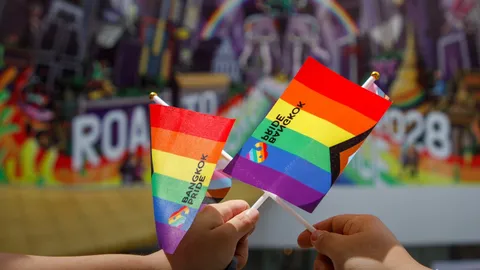 โพล ชี้ คนหนุนกฎหมายรองรับ LGBTQ+ เศร้ามากกว่าครึ่งเคยเห็นคนกลุ่มนี้โดนเหยียด