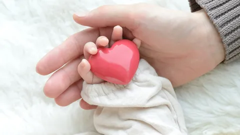ทำนายฝันเห็นคนคลอดลูก คลอดลูกเป็นผู้ชาย-ผู้หญิง หมายความอย่างไร