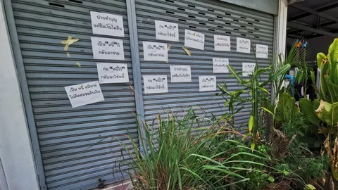 ลูกหนี้หายหน้า แก๊งเงินกู้โหด ติดป้ายประจานเต็มหน้าบ้าน 