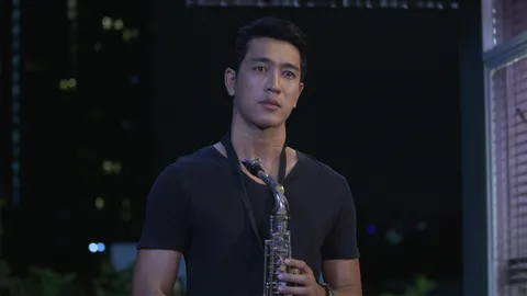 กอล์ฟ ส่งความห่วงใยผ่านเพลงซึ้ง หวังให้ รถเมล์ ฟื้น ในละคร “ปาฏิหาริย์กาลเวลา”