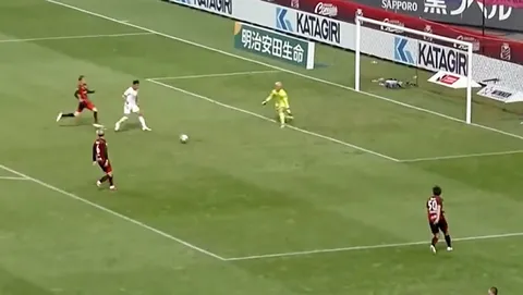 สุภโชคตัวจริงแต่ถูกถอด "คางาวะ" ซัดปิด "เซเรโซ" บุกถล่ม "ซัปโปโร" 4-1 จี้ฝูง 4 แต้ม