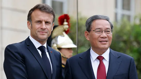 จีบจีน ปูทางสู่ BRICS?