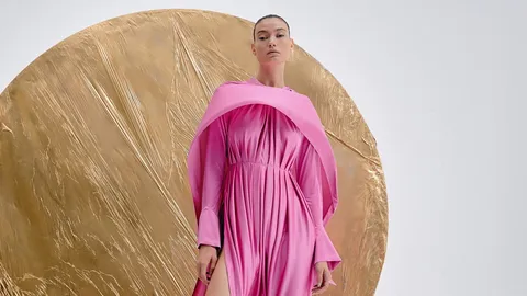 VICKTEERUT โชว์พลังผู้หญิงผ่านแฟชั่น