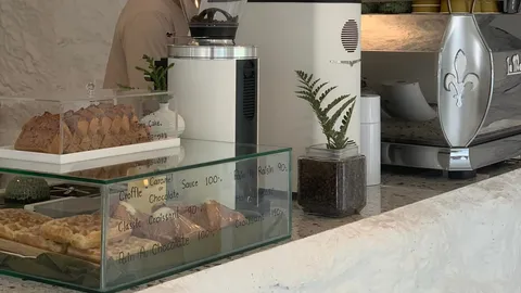 ร้านคาเฟ่เซ็ง ขอเก็บเงินลูกค้าก่อนทำ "ออเดอร์" กลับเจอบ่น ของแพง แถมไม่ติดป้ายบอก