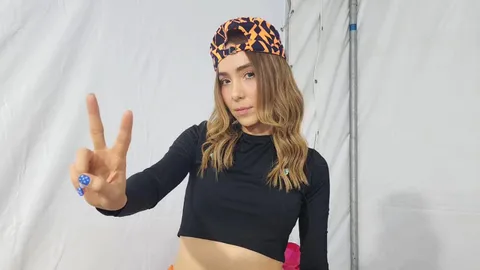 สะเทือนวงการเซียนพระ "ปาล์มมี่" เข้าร่วมประกวดพระเครื่อง คว้าแชมป์ที่ 1