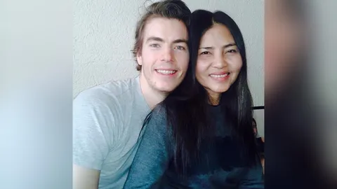 ช็อก สุนารี เลิกสามีฝรั่งรุ่นน้อง โพสต์ตัดพ้อโชคชะตาช่างใจร้าย