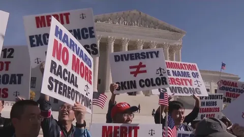 ศาลฎีกาสหรัฐฯ สั่งยกเลิกกฎการรับนักศึกษาโดยใช้เกณฑ์ "เชื้อชาติ"