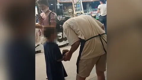 "เจ้แขก" ปรี่ช่วยเด็กหลง ตามหาแม่ เสียงดังสนั่นไม่ต้องพึ่งประชาสัมพันธ์