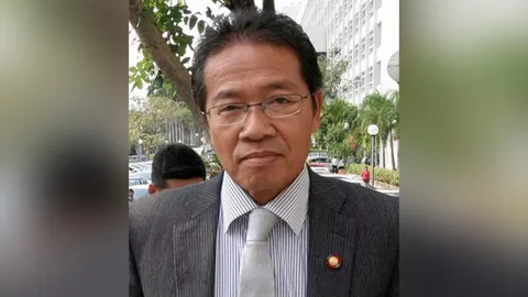 'ประพันธ์ คูณมี' ตอบสื่อนอก ย้ำจุดยืน 'ไม่ใช่หน้าที่ส.ว. ที่จะฟังเสียงปชช.'