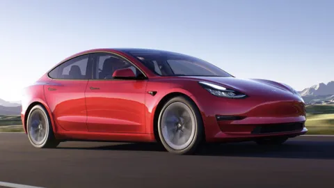 "เทสลา" ส่งมอบรถเพิ่มขึ้น 80% ในไตรมาสสอง สูงเป็นประวัติการณ์