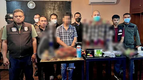 ทลายบ้าน “จัดปาร์ตี้” ดัดแปลงกึ่งผับ นักเที่ยว 167 คน นั่งมั่วสุมดื่มกิน