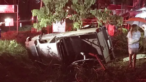 นศ.ราชภัฏฯ ออกท่องราตรี ปิกอัพรุ่นพี่ชนจยย.รุ่นน้อง ดับคาที่ 2 ศพ  