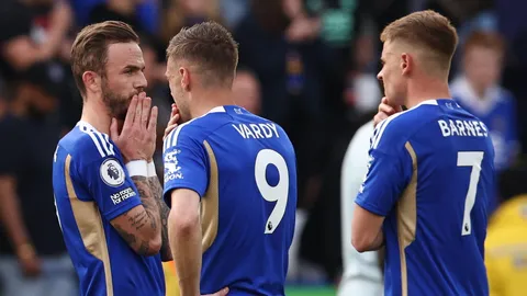 ของดี! "ทีมดังพรีเมียร์ลีก" ลุ้นคว้า แข้งทีเด็ด "เลสเตอร์ ซิตี้" ราคาคุ้มค่า เสริมแกร่ง